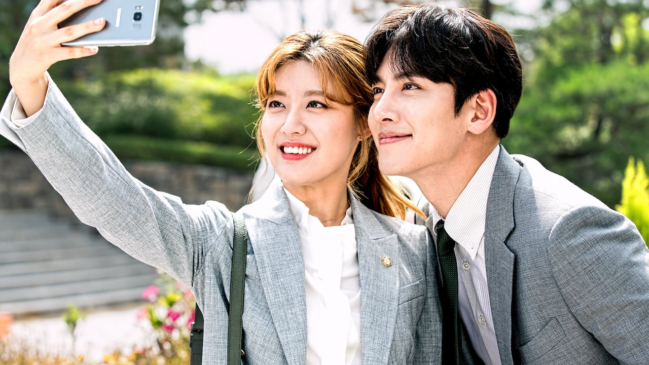 Choi Tae-joon émissions Et Séries Tv Suspicious Partner | Netflix